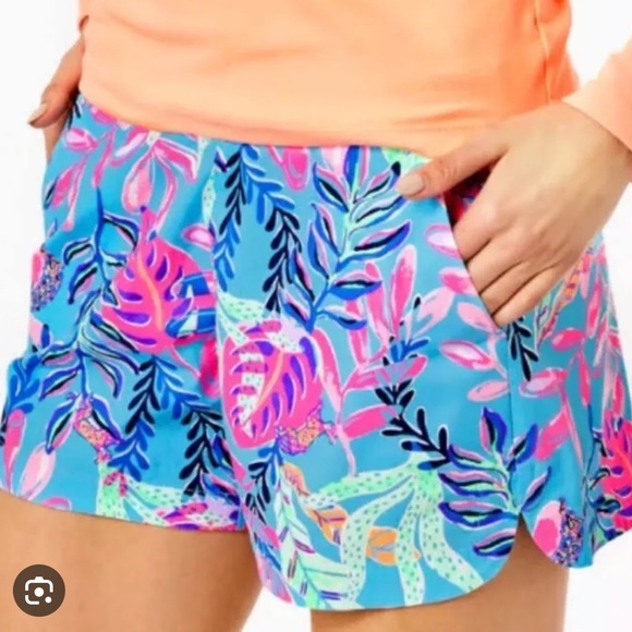 [Lilly Pulitzer] Ocean View Shorts - Picture 5 of 7